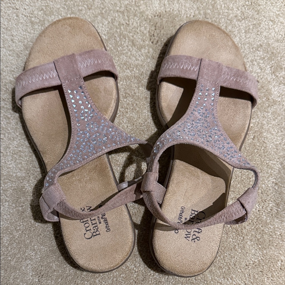 Croft & Barrow Tan Sandals with Silver Sparkle Accents